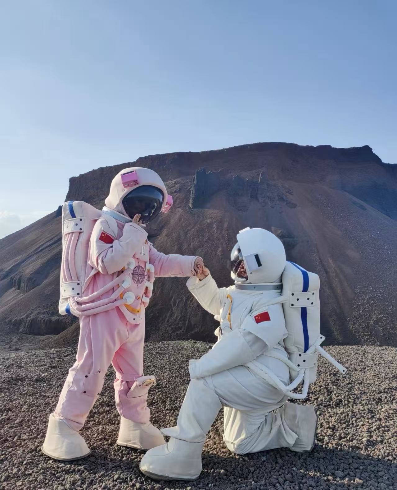 穿越星际的呼唤：2026呼和浩特出发，乌兰哈达火山群保姆级深度游玩攻略