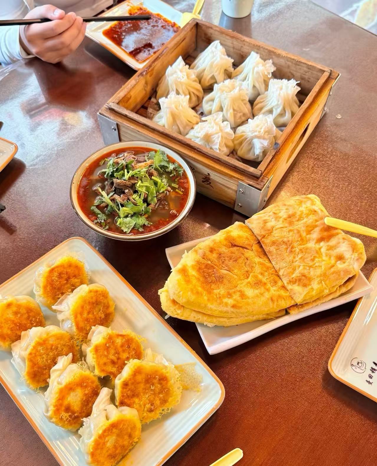 呼和浩特Citywalk一日游：在青城街头，与草原文明撞个满怀