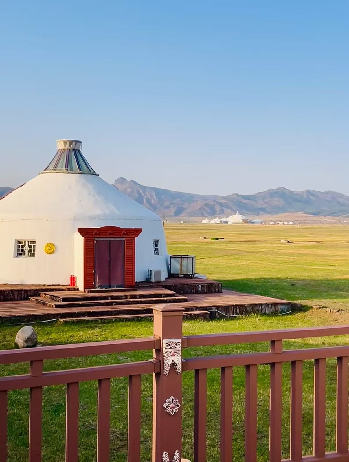 2026内蒙古深度游全攻略：呼和浩特出发·草原沙漠火山5日避坑指南